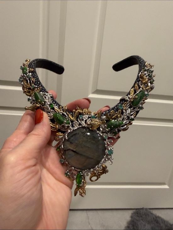 Jewelry - Elegant Green and Gold Statement Necklace - Women Jewelry